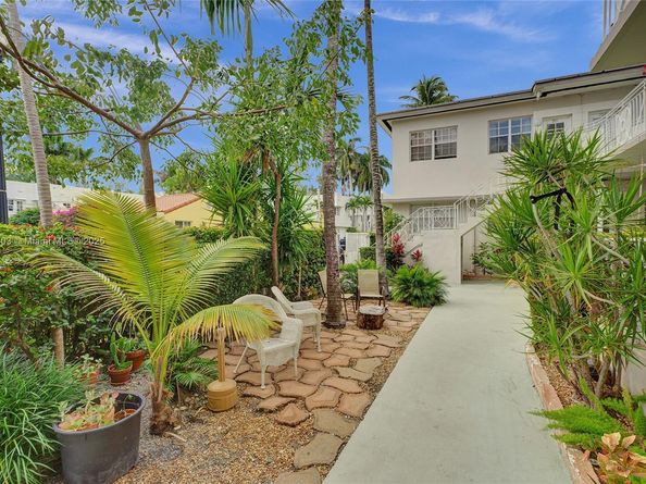 717 Espanola Way 204, Miami Beach FL 33139