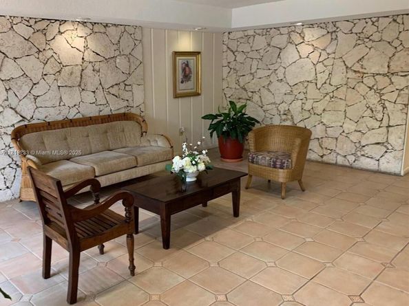 1205 Mariposa Ave 333, Coral Gables FL 33146