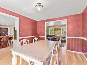 7 Old Powder House Road, Lakeville MA 02347