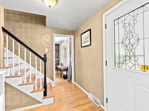 7 Old Powder House Road, Lakeville MA 02347