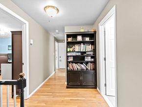 7 Old Powder House Road, Lakeville MA 02347