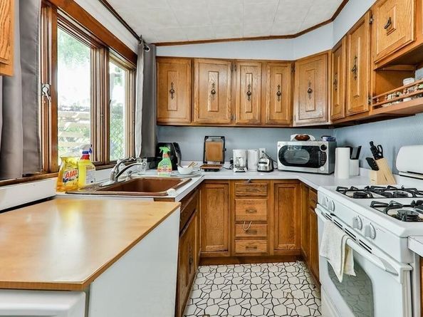7 Grimes St, Boston MA 02127