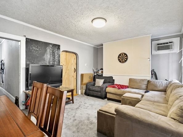 7 Grimes St, Boston MA 02127