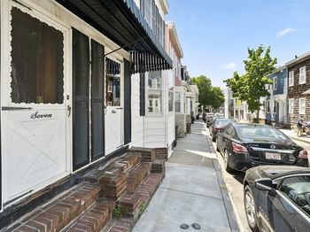 7 Grimes St