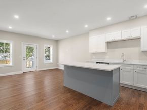 30 Danielles Way, Worcester MA 01606