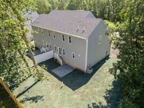 30 Danielles Way, Worcester MA 01606