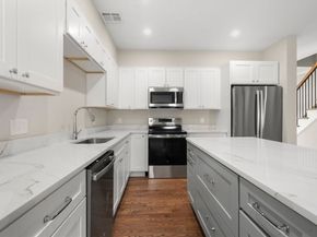 30 Danielles Way, Worcester MA 01606