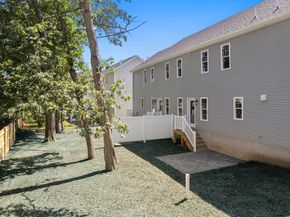 30 Danielles Way, Worcester MA 01606