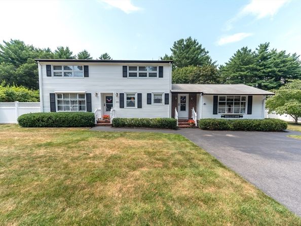 12 Bridge St, Bridgewater MA 02324