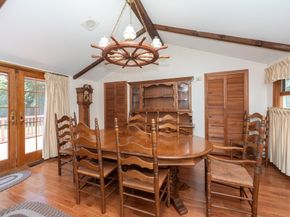 12 Bridge St, Bridgewater MA 02324