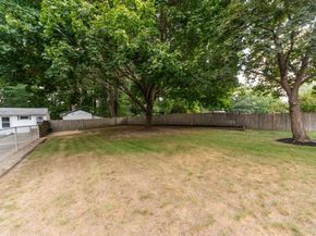 12 Bridge St, Bridgewater MA 02324