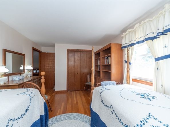 12 Bridge St, Bridgewater MA 02324