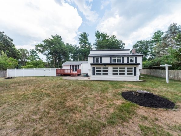 12 Bridge St, Bridgewater MA 02324