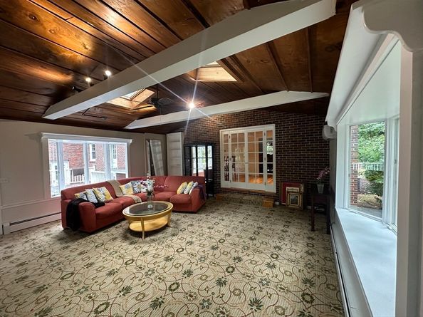 186 Pecunit Street, Canton MA 02021