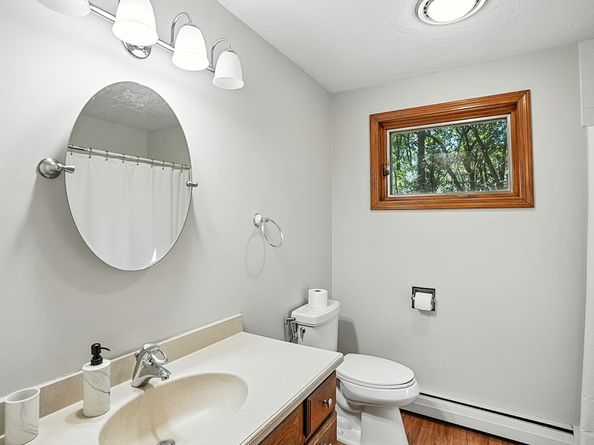 160 Floral St, Shrewsbury MA 01545