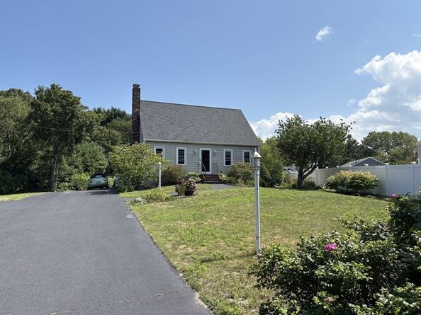 1221 Ocean St, Marshfield MA 02050