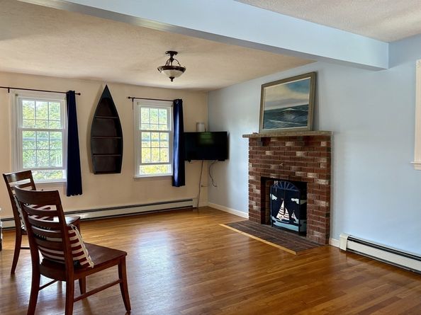 1221 Ocean St, Marshfield MA 02050