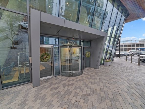 300 Pier 4 Blvd. 3F, Boston MA 02210