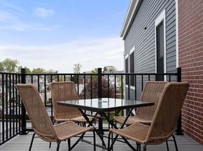 10 Somerset 401, Winthrop MA 02152