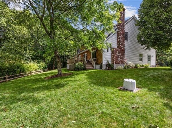 43 Simmons Rd, Hanover MA 02339