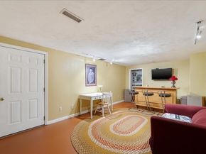 43 Simmons Rd, Hanover MA 02339