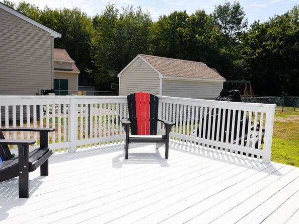 618 Auburn St, Whitman MA 02382