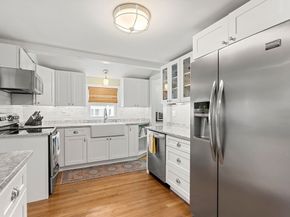 16 Caldwell St, Weymouth MA 02191