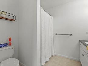1 Elaine Cir, Lakeville MA 02347