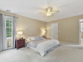 1 Elaine Cir, Lakeville MA 02347