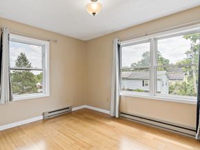 45 Fourth St Right, Worcester MA 01602