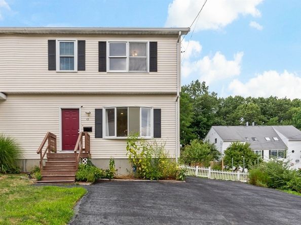 45 Fourth St Right, Worcester MA 01602