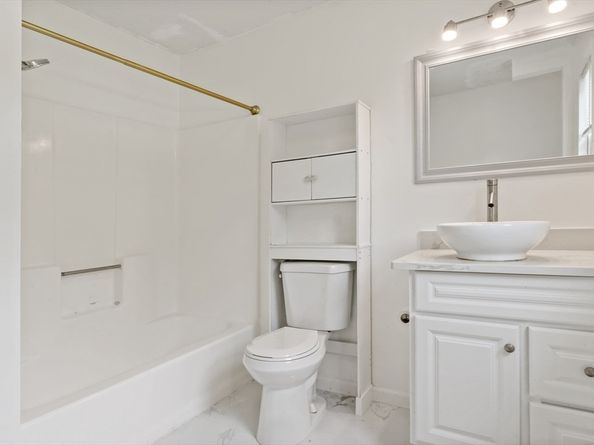 45 Fourth St Right, Worcester MA 01602
