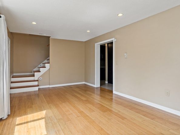 45 Fourth St Right, Worcester MA 01602