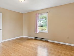 45 Fourth St Right, Worcester MA 01602
