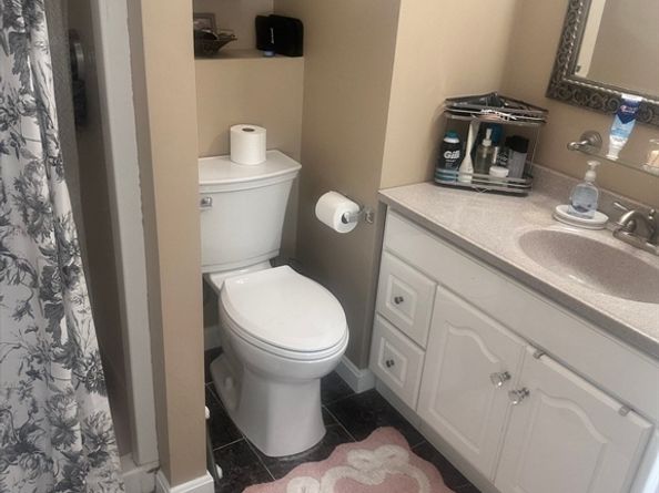 35 Pilgrim Dr, Norwood MA 02062