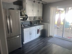 35 Pilgrim Dr, Norwood MA 02062