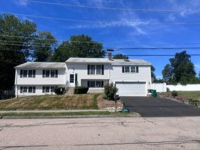 35 Pilgrim Dr, Norwood MA 02062