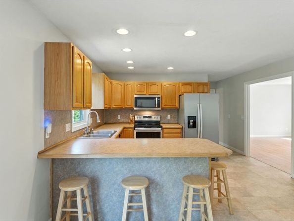 270 New Braintree Rd, West Brookfield MA 01585