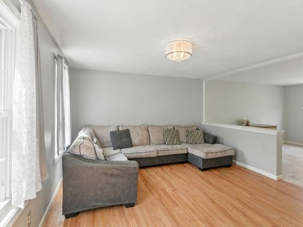 270 New Braintree Rd, West Brookfield MA 01585