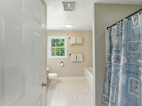 270 New Braintree Rd, West Brookfield MA 01585