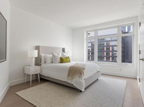 100 Lovejoy Wharf PH1D, Boston MA 02114