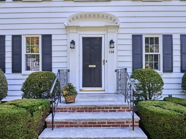 128 Watson Rd, Belmont MA 02478