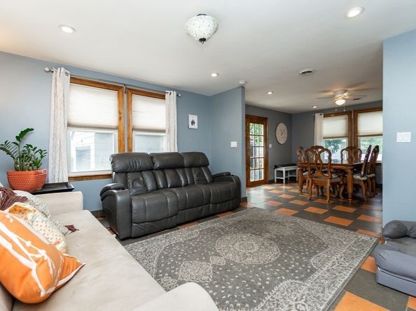 86 Massachusetts Ave, Dedham MA 02026