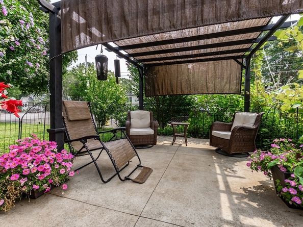 86 Massachusetts Ave, Dedham MA 02026