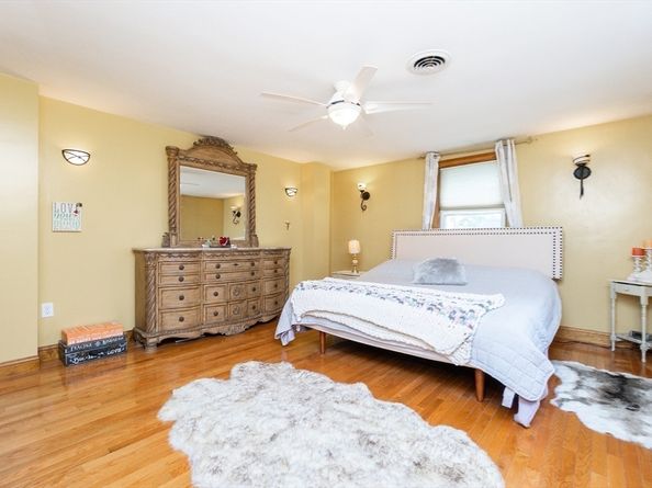 86 Massachusetts Ave, Dedham MA 02026