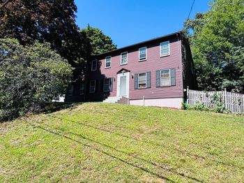 13 Hemlock Ln