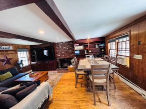 13 Hemlock Ln, Milford MA 01757