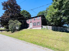 13 Hemlock Ln, Milford MA 01757