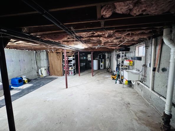 13 Hemlock Ln, Milford MA 01757