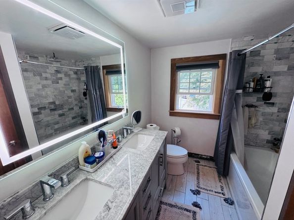 13 Hemlock Ln, Milford MA 01757